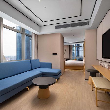 Hilton Garden Inn Shanghai Lujiazui Exterior photo